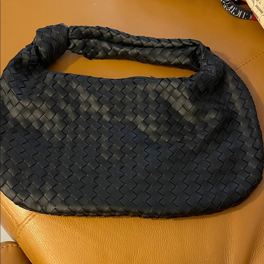 Elegant Black Woven Women's Bag